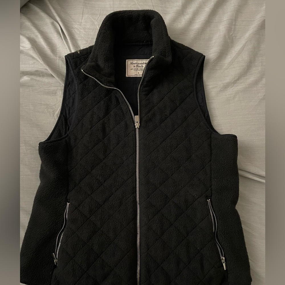 A & F vest EUC